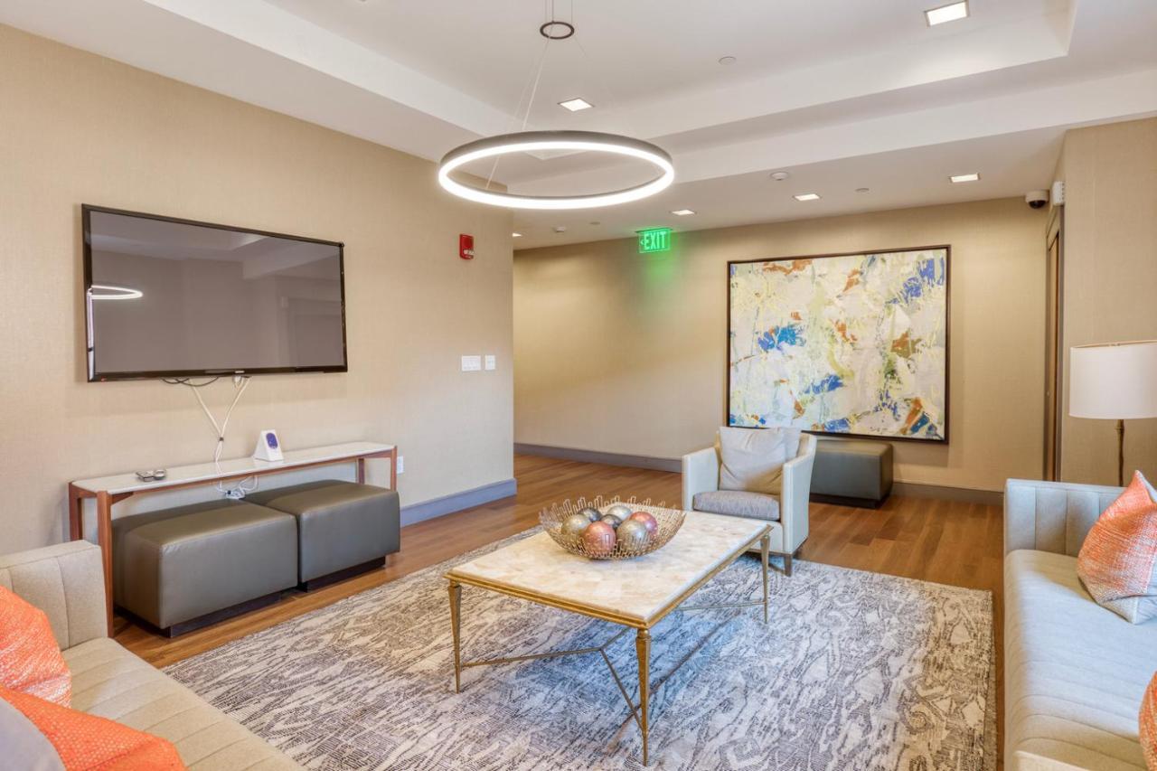 Gorgeous Back Bay 1br W Wd Gym Bos-686 Apartment Boston